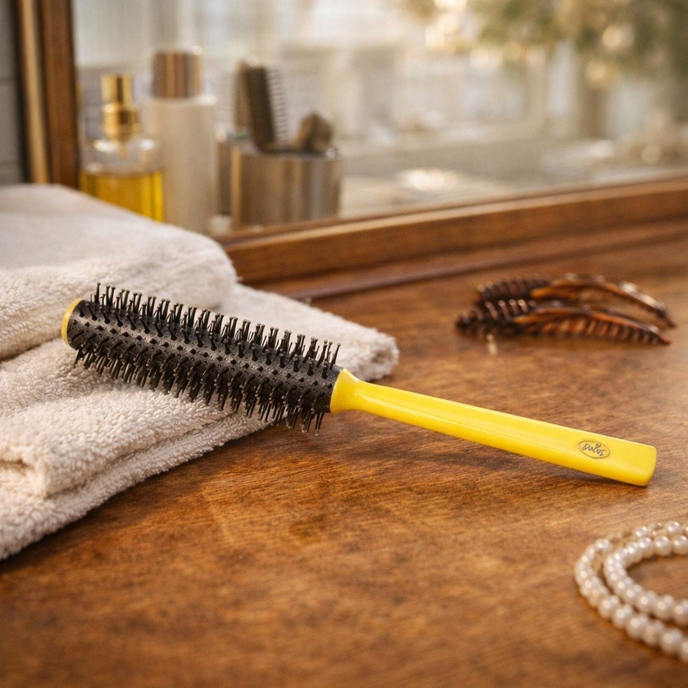 Vtg Goody Blow Styling Round‎ Hair Brush Ball Tip Bristles USA